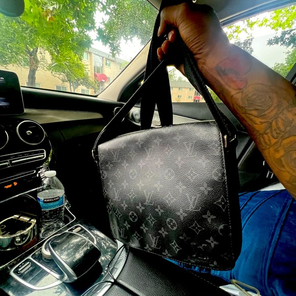 Louis Vuitton satchel - Picture 5 of 6